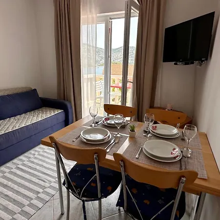 Oxygen Apartment