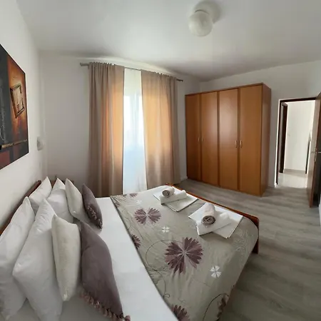 Oxygen Apartment