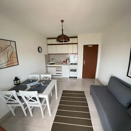 Oxygen Apartment