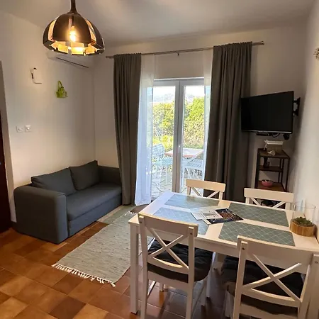 Oxygen Apartment *