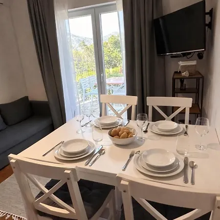 Oxygen Apartment *